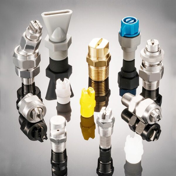 Flat fan spray nozzle and adjustable nozzle tip - Image 5